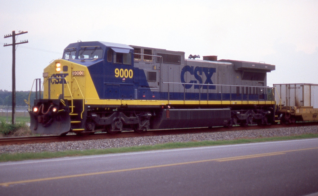 CSX 9000 class leader, solo on Q188